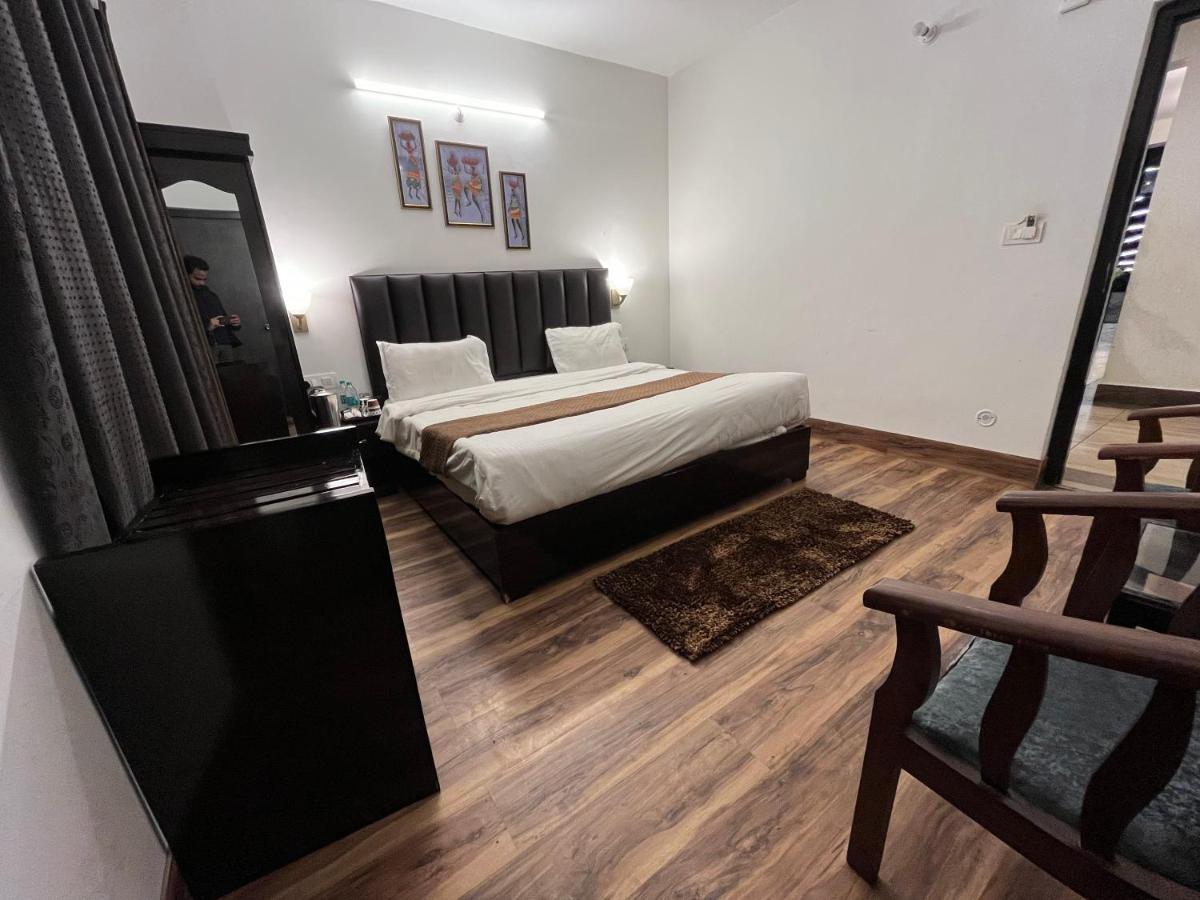 Cedar Woods Resort By Heyan Hotels Nainital Buitenkant foto