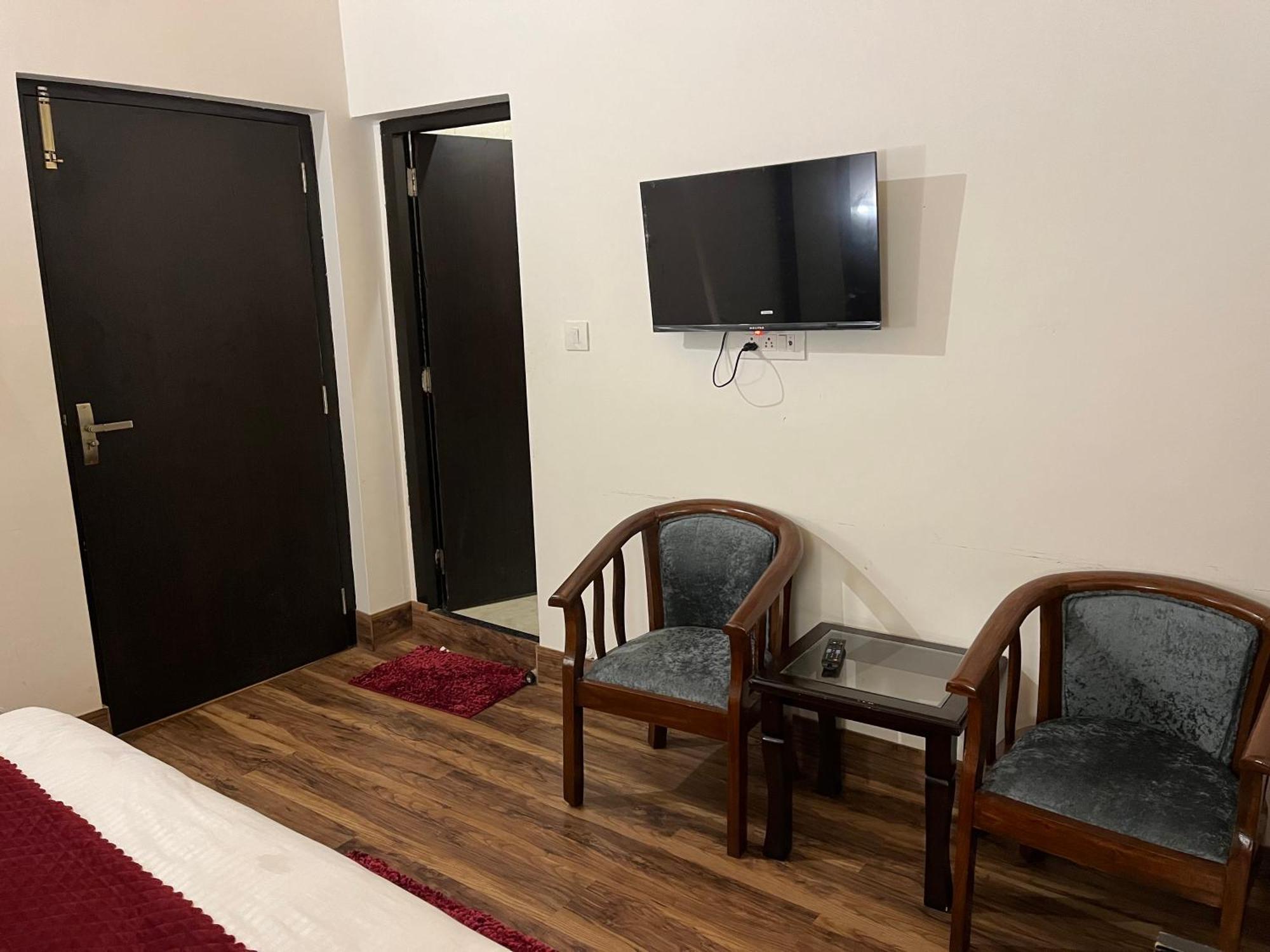 Cedar Woods Resort By Heyan Hotels Nainital Buitenkant foto